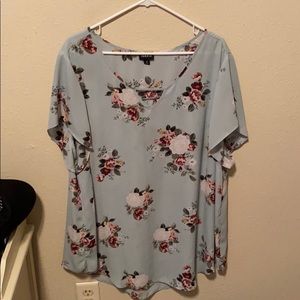 Torrid size 3 shirt with flowers
